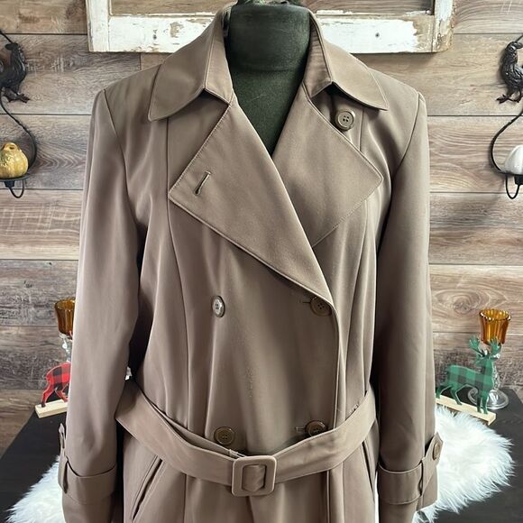 Jacqueline Ferrar Ladies Trench Coat, Taupe, Vintage - Picture 7 of 15